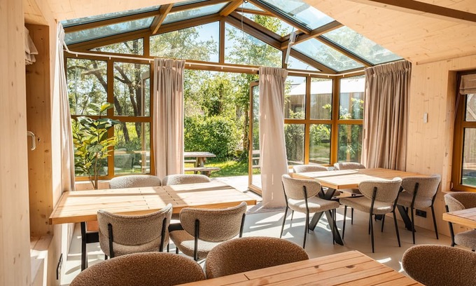 Scherpenzeel House | Holiday Home in Scherpenzeel