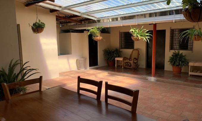 Jayaque House | Casa Oasis 3 bedroom townhome in charming Jayaque with WiFi