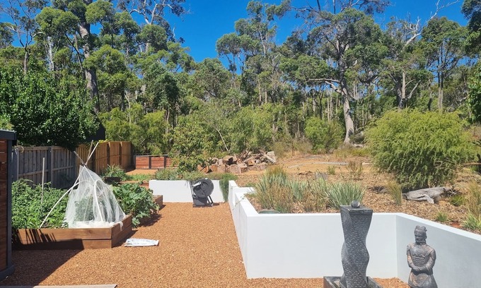 Cowaramup House | Col's Place - Bush Retreat