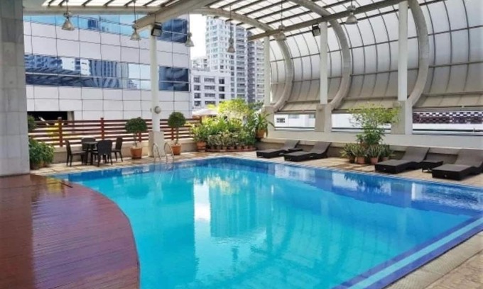 Nana Apartment | Super Large Central Asoke MRT BTS 237 Sqm Sleeps 8