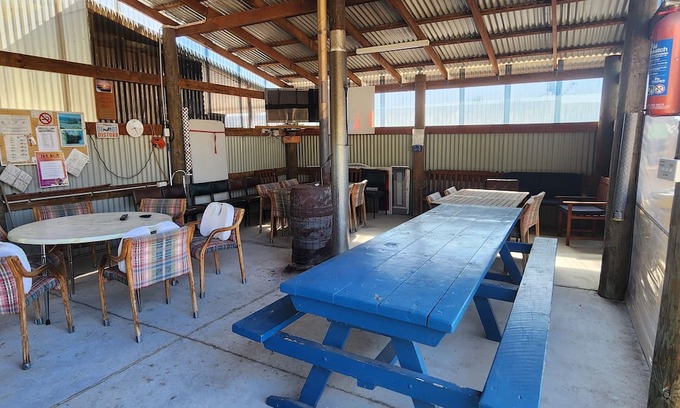 Bemm River Cabin | Cosy Nook Flat 1 - Ideal for families, fishing clubs and other interest groups