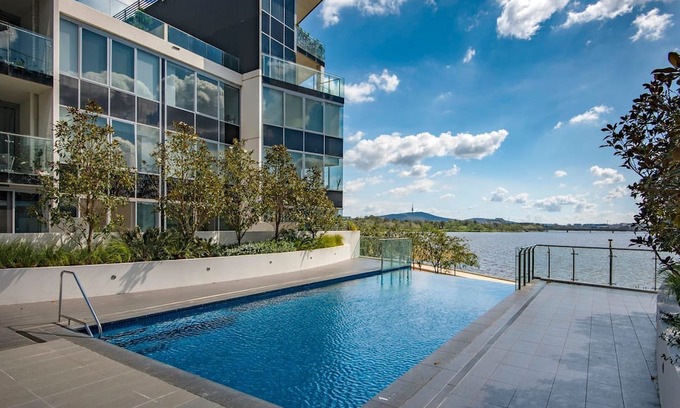 Kingston Apartment | Lake View Apartment in Kingston