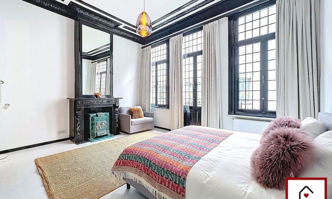 Antwerp House | Architectural Townhouse - Le Coeur D'anvers