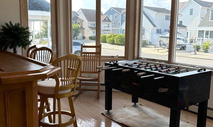 South Seaside Park House | Water Front Spacious 5-bedroom house with WiFi, AC in beautiful Seaside Park