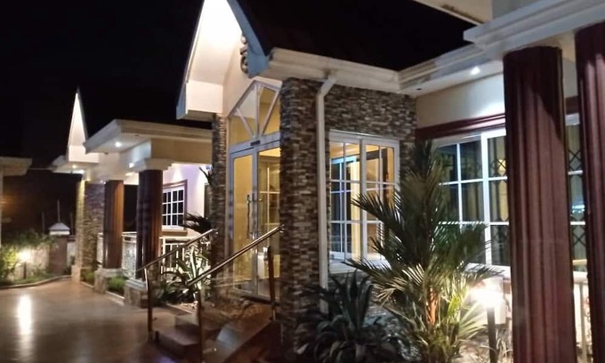 Kumasi Cabin | LIZAB LODGE