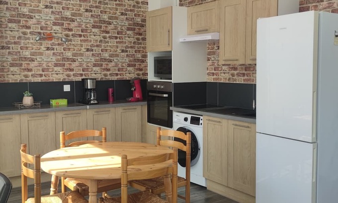 Elbeuf Apartment | Draper's lodge