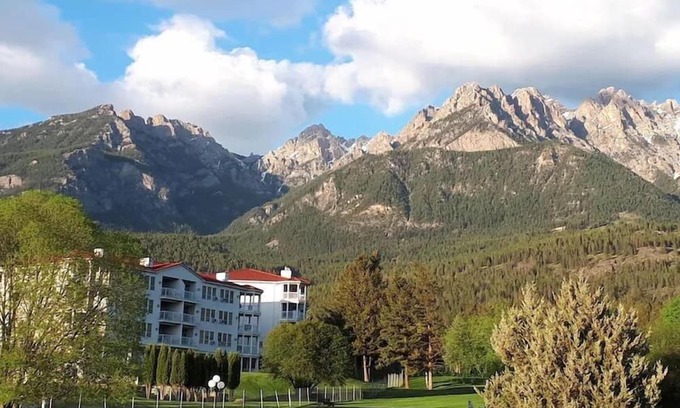 East Kootenay Apartment | Peaceful Oasis 1BR Fairmont Hot Springs Condo