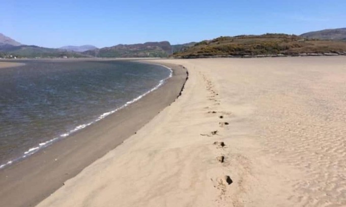 Talsarnau Cottage | Pet Friendly Cottage near Harlech & Portmeirion Getaway