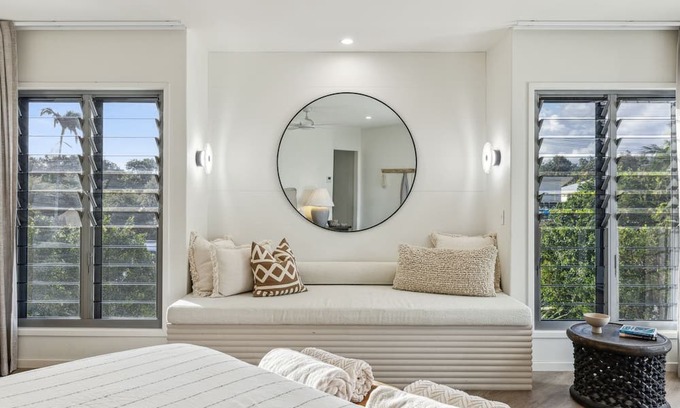 Cabarita Beach House | Cypress Cnr - Beachside holiday home