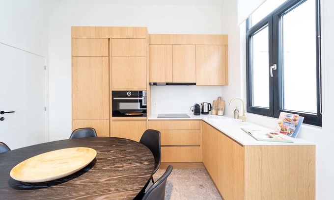 Berchem House | Tranquil 3-Bedroom Home in Berchem - Antwerp