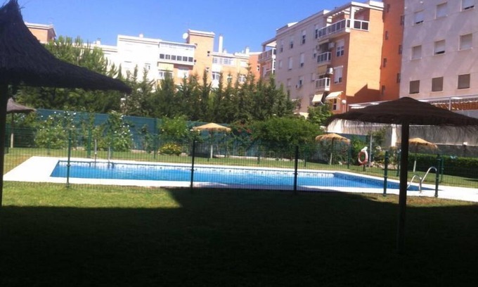 Teatinos Apartment | Apartment with Pool in Malaga