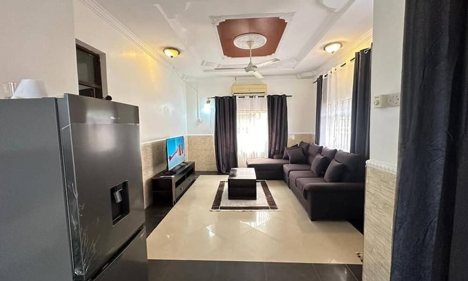 Dar es Salaam House | Unmatched Convenience: The Brownstone Provides Easy Access to Evrything You Need