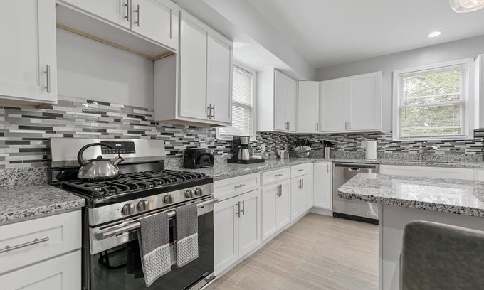 Woodbourne-McCabe House | Luxury Stay on Woodbourne