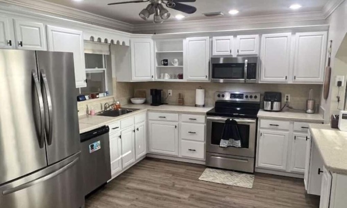 Charlotte Park House | Experience Paradise: Family-Friendly Retreat in Punta Gorda