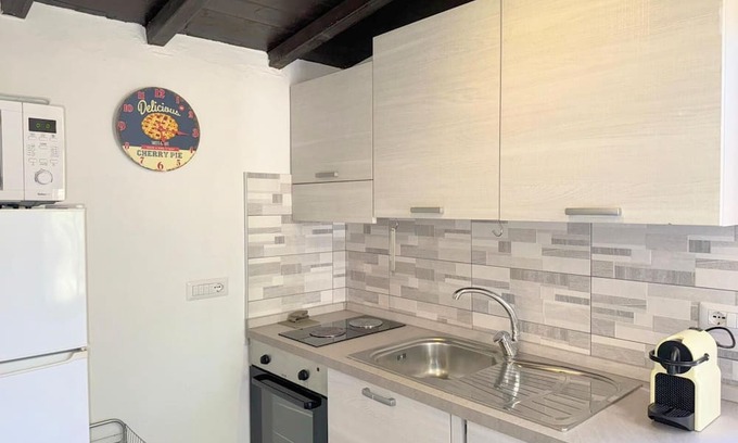 Campulongu House | Discover Campulongu House: Family-Friendly with Spa & Hot Tub
