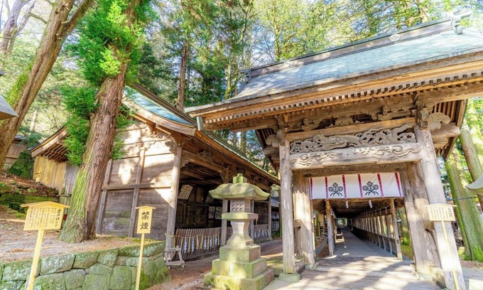 Kamiina-gun House | Inviting Nonsmoking Twin Room with Panoramic Views in Ina