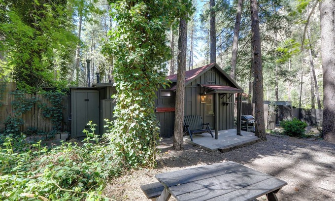 Sedona Cabin | Inviting Sedona Cabin Near Trails and Swimming Hole!