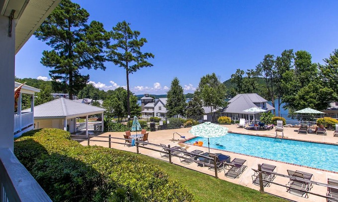 Leesburg House | Pet-Friendly House #12 with Pool View in Sweet Home Alabama