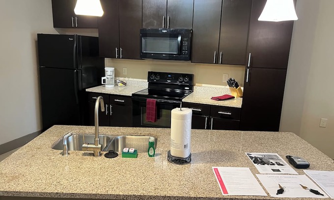Mason Apartment | Cozy 1 Bedroom Apartment with Pool & Spa in Mason!