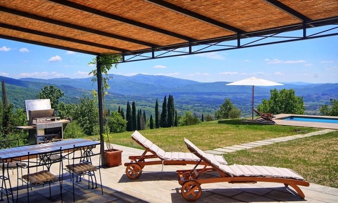 Poppi House | Inviting House of San Martino: Family-Friendly Amenities