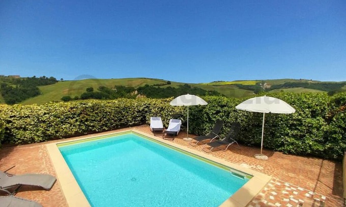 Bollano House | Relaxing Holiday House with Private Pool and Family Amenities