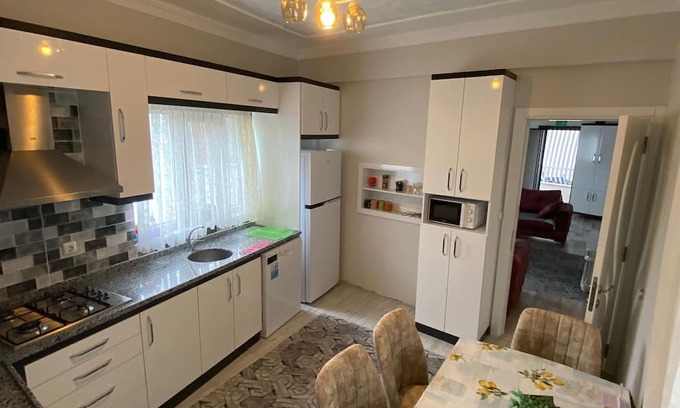 Merkezefendi Resort | Gokcen Home: A Family-Friendly Escape with Spa Amenities