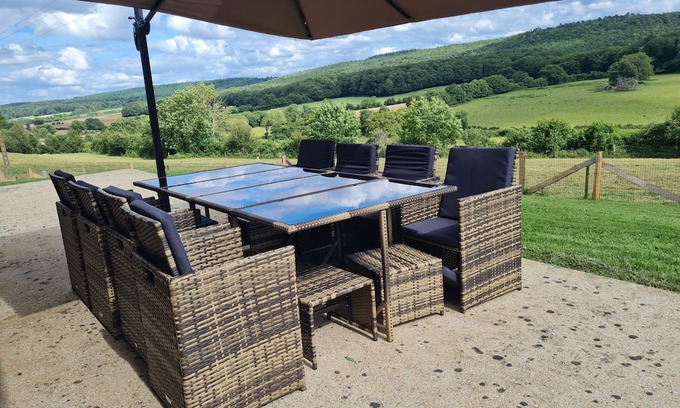 Mont-Saint-Jean House | Family Retreat with Forest Views and Lake Access Nearby