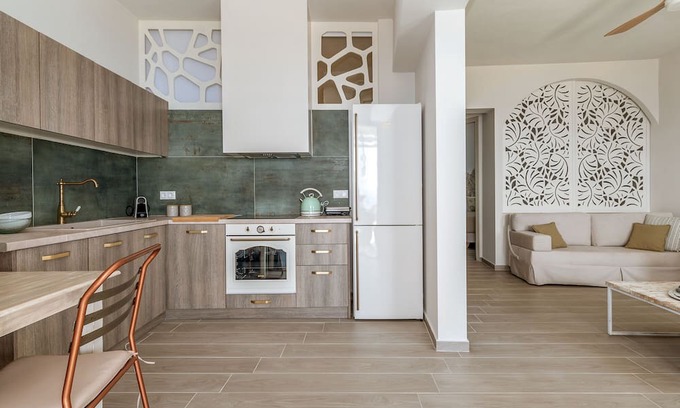 Kato Aprovatou Apartment | Sea View Apartment 'Captain's Pounda Suite' with Wi-Fi