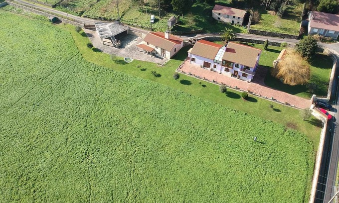 Laxe House | AG Casa Rústica Laxe: Perfect for Families and Pets