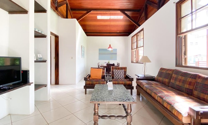 Canasvieiras House | Discover Casa de Pedra: Family & Pet-Friendly Retreat