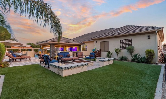 Queen Creek House | Inviting 5-Bedroom Home in Queen Creek - Pet Friendly Stay!