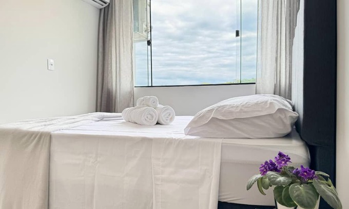 Saco Grande Apartment | Cozy Studio Aconchegante in Cacupé - Pet and Child Friendly