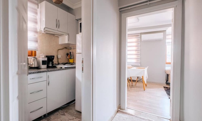 Sakarya Apartment | Ideal Flat Close to Golden Horn & Bilgi University