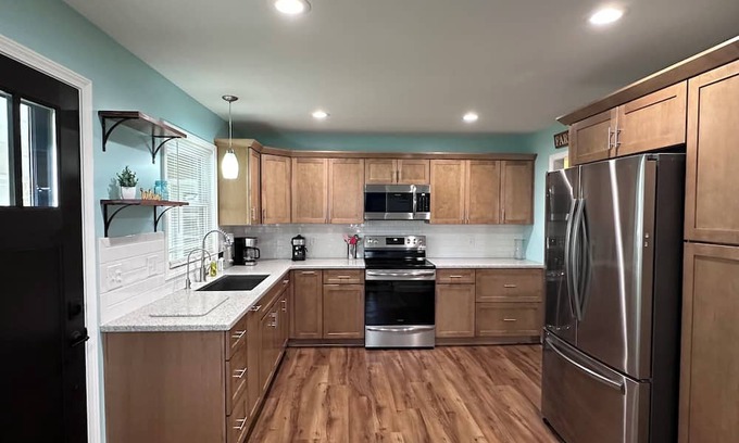 Owosso Apartment | Discover The Middleton: Spacious Home Near Town Amenities