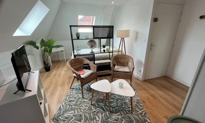 Saint-Quentin Apartment | Cozy Stay at Le Jungle: Fully Furnished Studio Retreat