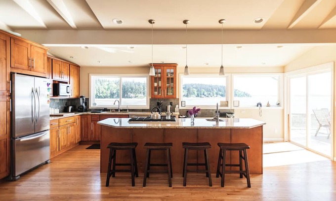 Gig Harbor House | Private Island Waterfront House in Gig Harbor Awaits You