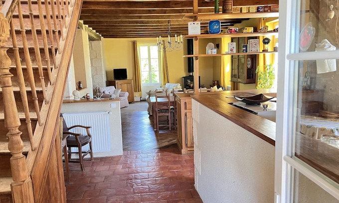 Doudrac House | Explore 'Maison Les Gourrets': Private Pool & Terrace Retreat
