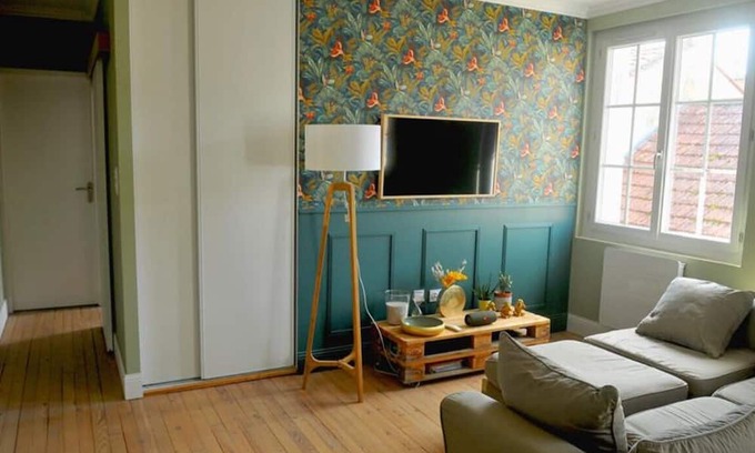 Couze-et-Saint-Front Apartment | Cozy One-Bedroom Apartment in Central Lalinde with Spa