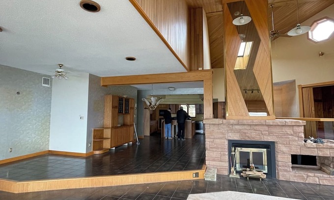Algoma District House | Scenic Waterfront Retreat in Algoma Mills Near Lake Huron