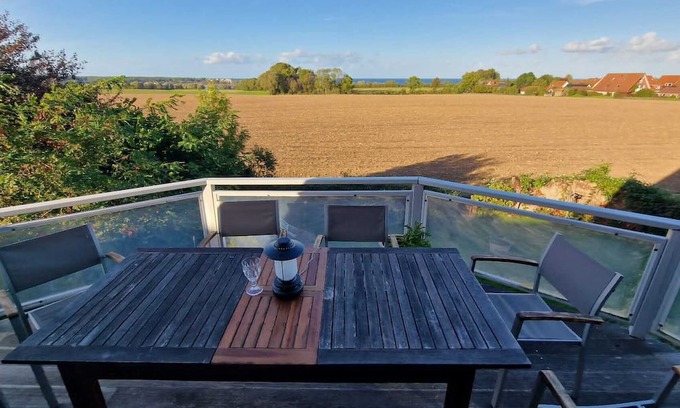 Sehlendorf Apartment | Dream apartment "Weitblick" for 8 people with 2 bathrooms and sea view from the balcony!