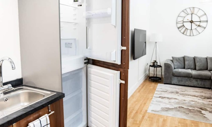 St George's Quarter Apartment | Ideal Westminster Chambers Delux for Family Getaways
