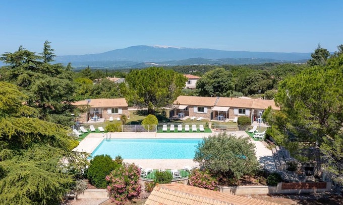 La Roque-sur-Pernes House | Serene Stone Retreat in Provence with Pool & Spa