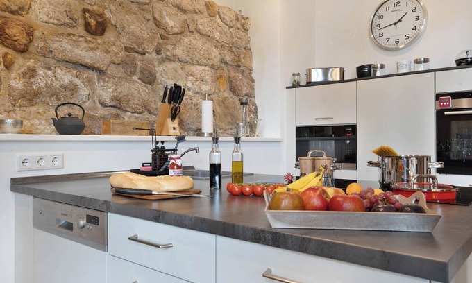 Tecklenburg Apartment | 5 Ferienwohnung with Scenic Views in Tecklenburg Old Town