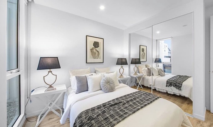 Brighton Apartment | Bright Nest in Brighton: Pet-Friendly with Spa & Hot Tub