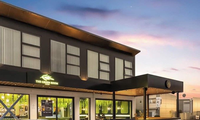 East Tamaki Apartment | Modern Studio Apartment with Secure Access & Great Amenities