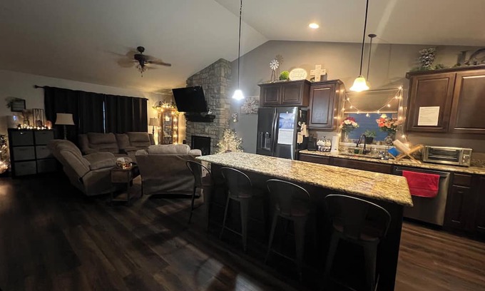 Spearfish House | Explore Sturgis with Prime Motorcycle Rentals & Great Amenities