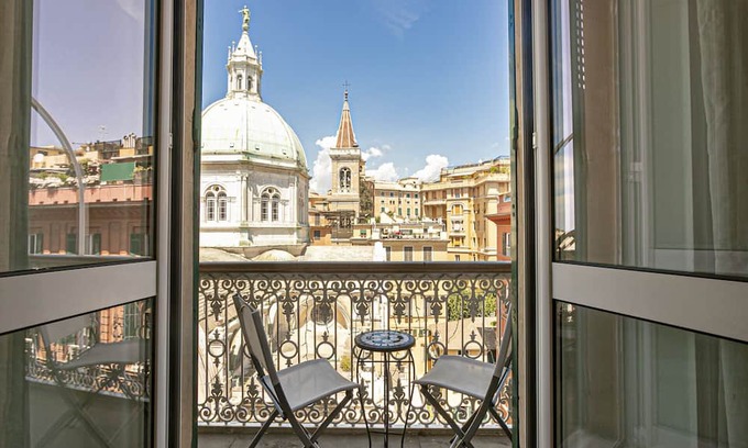 Castelletto Apartment | Stylish B&W Two-Room Apartment with Balcony & Kitchen