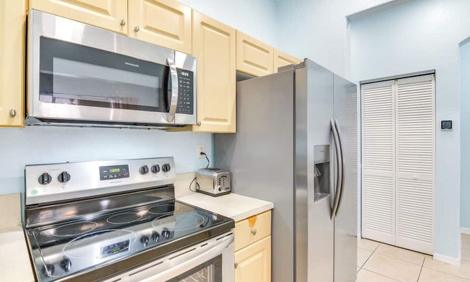 Princeton Condo | Central Homestead Getaway: 4 Mi to Public Marina!