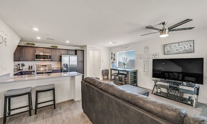 North Las Vegas House | Inviting 3BR Vegas Townhouse with Pool Access & Family-Friendly