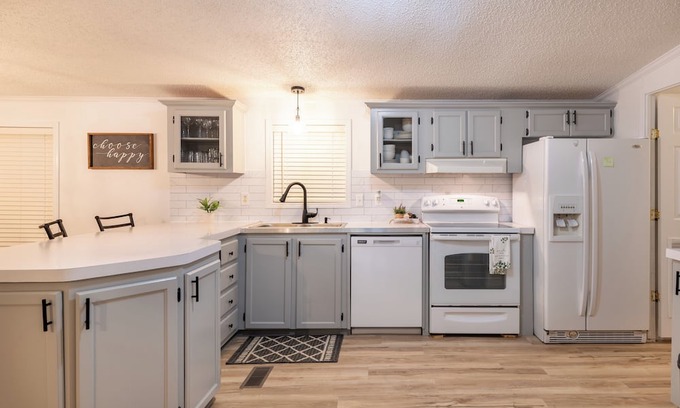 New Haven  Huron County House | Inviting Rural Retreat with Spa and Family-Friendly Amenities